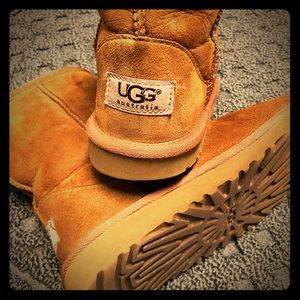 Girls UGGS boots Size 2